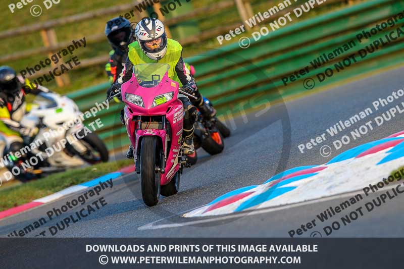 PJM Wedding Photography;enduro digital images;event digital images;eventdigitalimages;mallory park;mallory park photographs;mallory park trackday;mallory park trackday photographs;no limits trackdays;peter wileman photography;racing digital images;trackday digital images;trackday photos